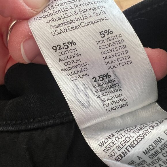 MOTHER The Insider Crop Step Fray Jeans Not Guilty Wash Black Women's Size 27 - Picture 12 of 12